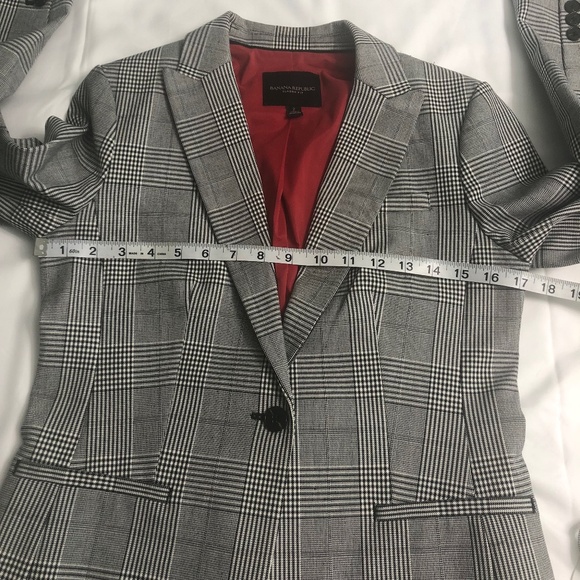 Banana Republic women’s blazer - Picture 11 of 14